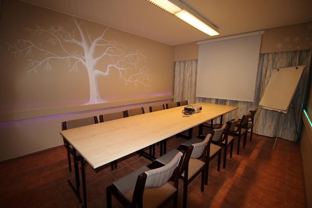 Hotel Aakenus Rovaniemi Dış mekan fotoğraf